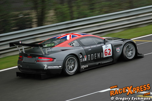 Team Modena Aston Martin DBR9 tijdens 1000 KM Spa 2006